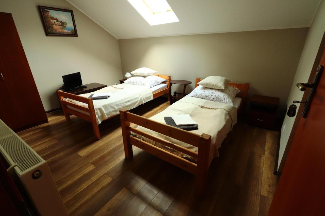 Hotel Karczma Pod Jesionem Brdow Esterno foto