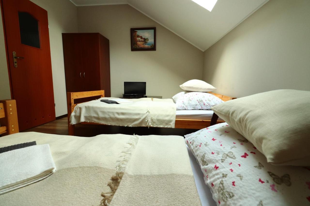 Hotel Karczma Pod Jesionem Brdow Esterno foto