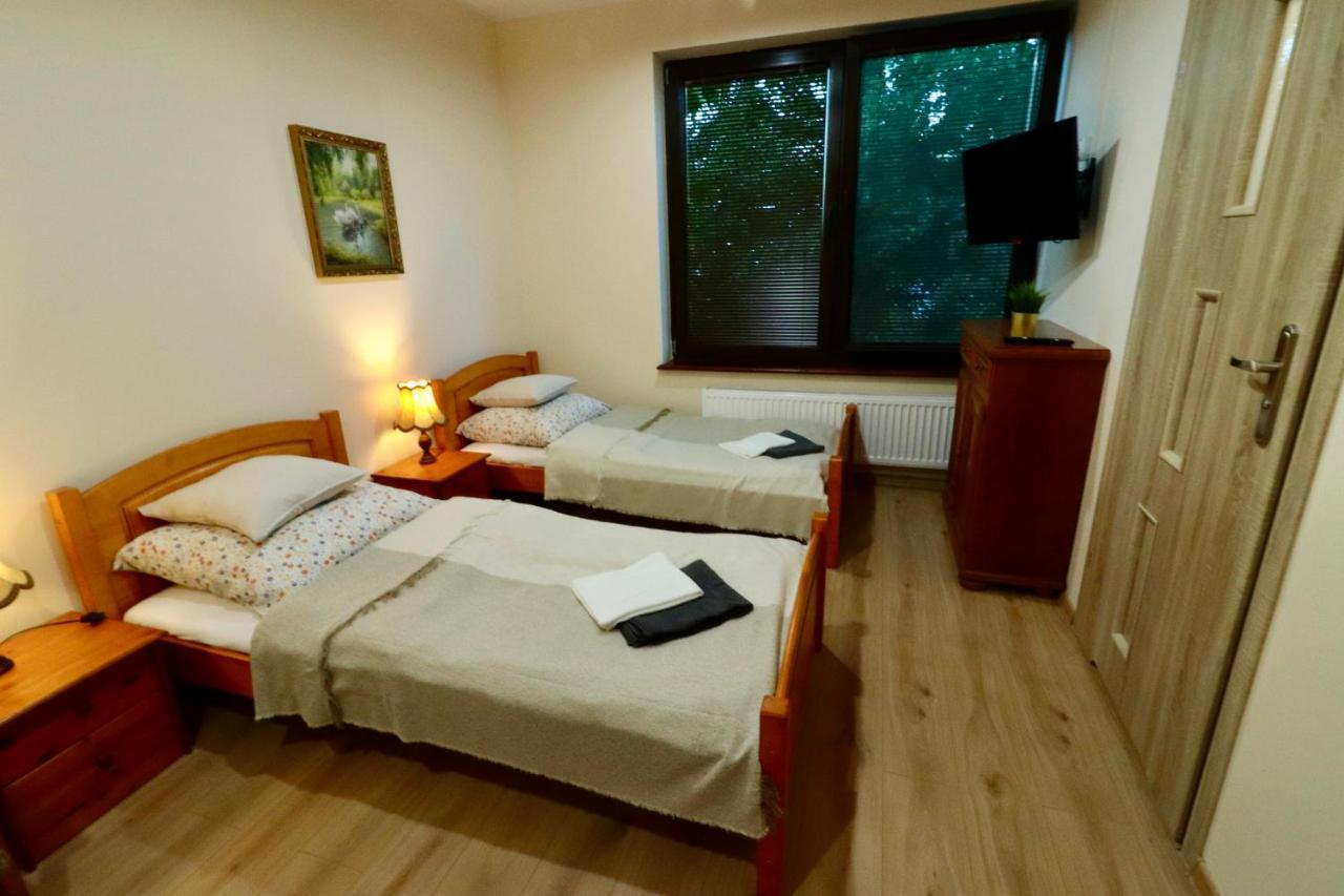 Hotel Karczma Pod Jesionem Brdow Esterno foto