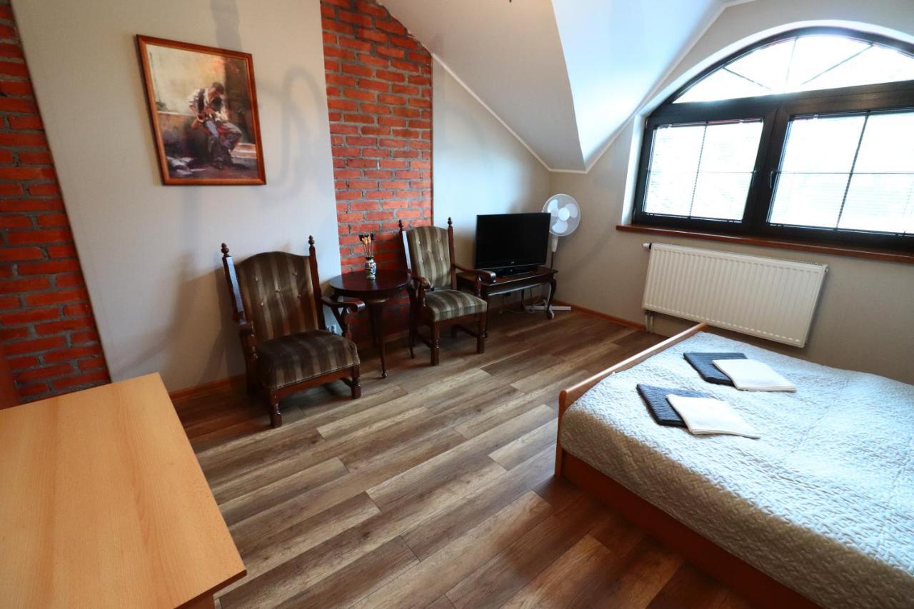 Hotel Karczma Pod Jesionem Brdow Esterno foto